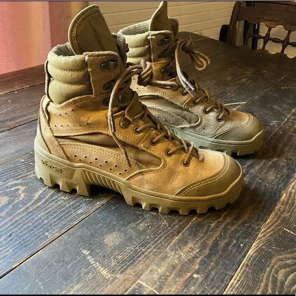 Bates | Shoes | Bates Mojave Vibram Combat Boots | Poshmark display picture 3
